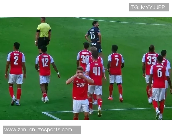 约克雷斯回归里斯本处理个人事务与葡萄牙体育友人聚会 约克雷斯回归里斯本处理个人事务与葡萄牙体育友人聚会